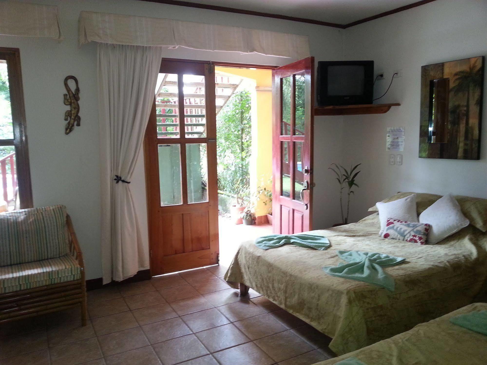Hotel Green Jacó Esterno foto